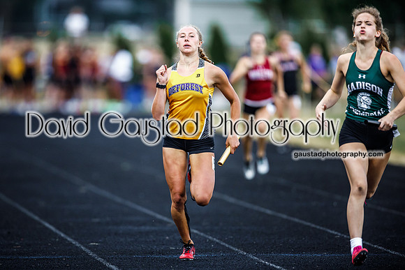 Jocelyn Pickhardt Track WIAA Division 1 Sectional
