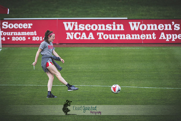 Rose Lavelle on the field