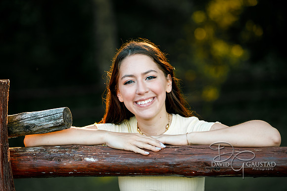 Senior Pictures Oregon, DeForest, Madison, Waunakee, Sun Prairie. Middleton, Lodi, Verona