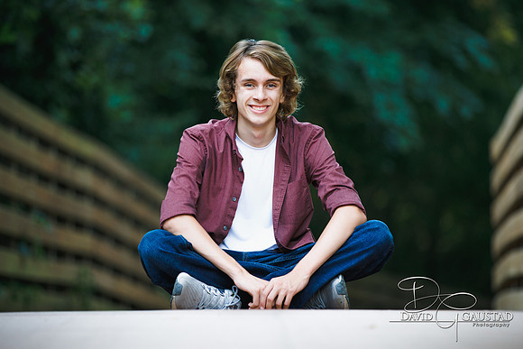 Senior Pictures Oregon, DeForest, Madison, Waunakee, Sun Prairie. Middleton, Lodi, Verona