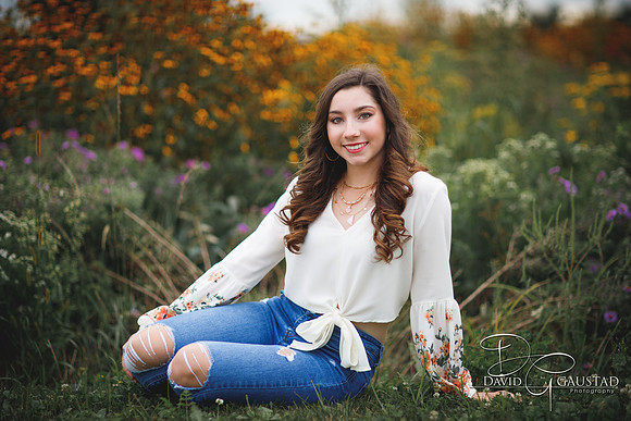 Senior Pictures DeForest,  Madison, Waunakee,  Sun Prairie. Middleton, Lodi, Verona