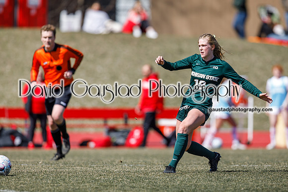 0M7A4749