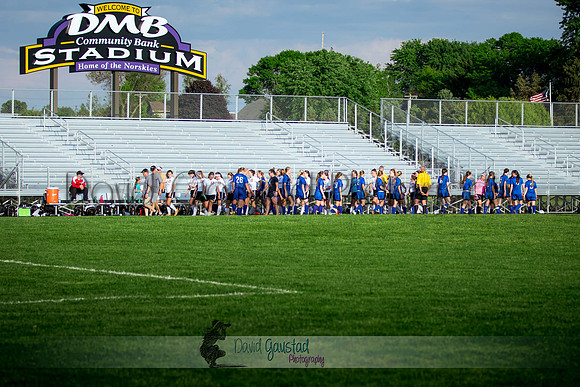 DeForest varsity girls soccer vs Lodi 5/24/2016