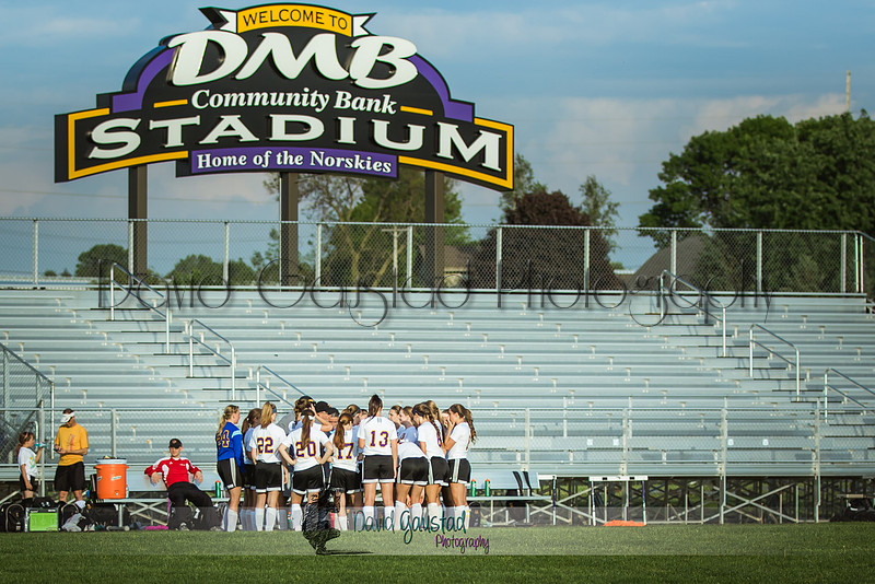 DeForest varsity girls soccer vs Lodi 5/24/2016